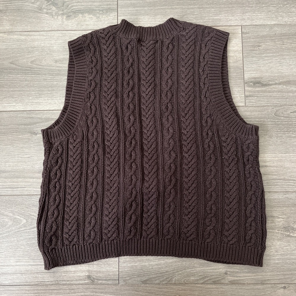 Chaps Cable Knit Cardigan Sweater Vest Brown Womens M Toggle Clasp - Picture 7 of 7